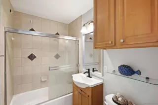 Photo #6: 260019938 Listing