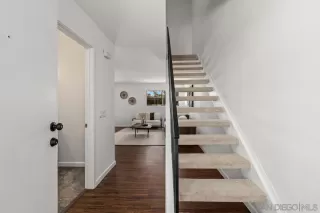 Photo #6: 260019943 Listing
