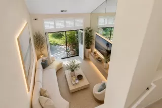 Photo #2: 260019947 Listing