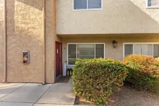Photo #3: 260019957 Listing
