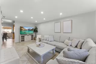 Photo #6: 260019957 Listing