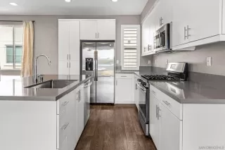 Photo #5: 260019958 Listing 