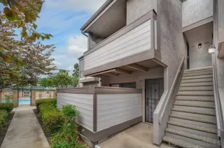 Photo #4: 260020006 Listing