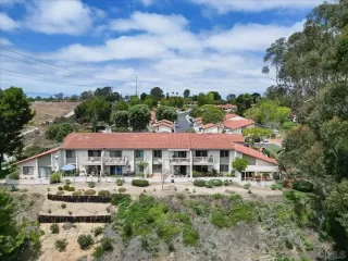 Photo #2: 260020023 Listing