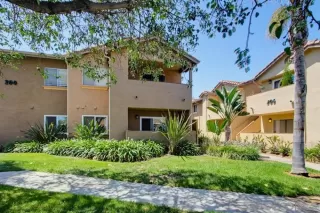Photo #4: 260020025 Listing