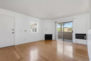 Photo #5: 260020025 Listing