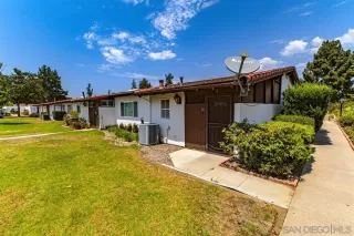 Photo #4: 260020038 Listing