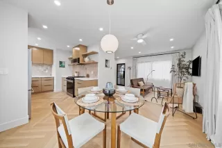 Photo #6: 260020046 Listing