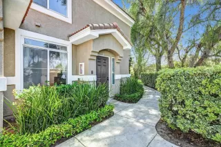 Photo #1: 260020099 Listing
