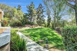 Photo #2: 260020099 Listing