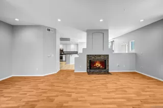 Photo #3: 260020099 Listing