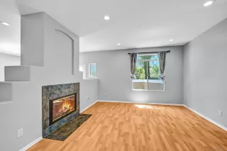 Photo #6: 260020099 Listing