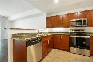 Photo #3: 260020108 Listing