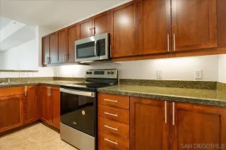 Photo #4: 260020108 Listing