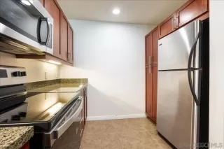 Photo #5: 260020108 Listing