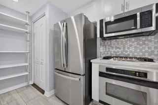 Photo #6: 260020119 Listing