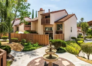 Photo #1: 260020135 Listing