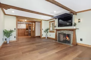 Photo #5: 260020140 Listing
