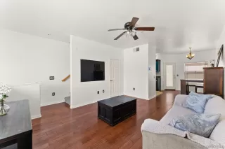 Photo #6: 260020181 Listing