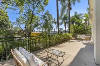 Photo #3: 260020193 Listing