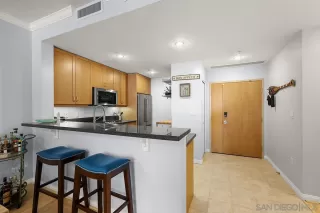Photo #3: 260020195 Listing