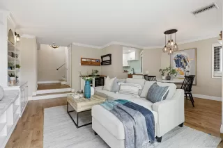 Photo #5: 260020197 Listing