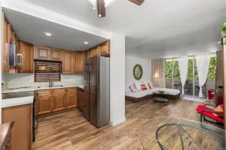 Photo #3: 260020231 Listing