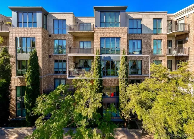 MLS: 2600203 Condo For Sale