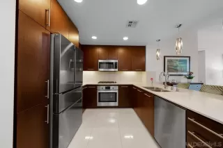 Photo #6: 2600203 Listing 