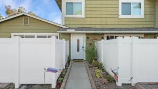 Photo #1: 260020307 Listing