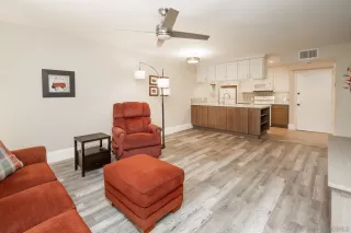 Photo #4: 260020325 Listing