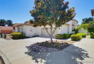 Photo #2: 260020346 Listing