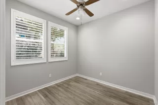 Photo #4: 260020352 Listing