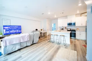 Photo #4: 260020365 Listing