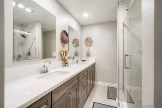 Photo #2: 260020374 Listing