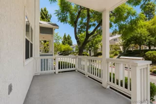 Photo #2: 260020406 Listing