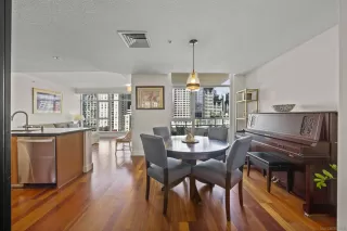 Photo #3: 260020426 Listing