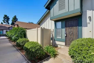 Photo #4: 260020431 Listing