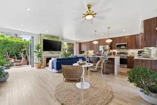 Photo #1: 260020483 Listing