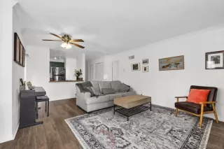 Photo #5: 260020491 Listing