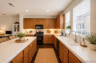 Photo #2: 260020523 Listing