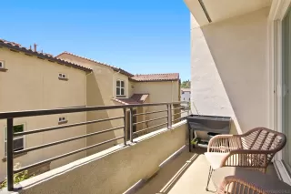 Photo #6: 260020530 Listing