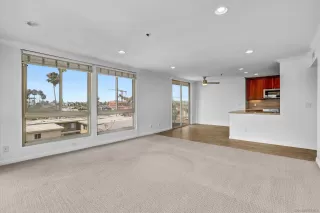 Photo #3: 260020546 Listing 