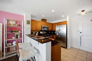 Photo #6: 260020556 Listing 