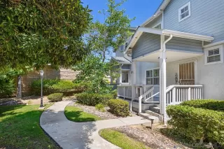 Photo #2: 260020571 Listing