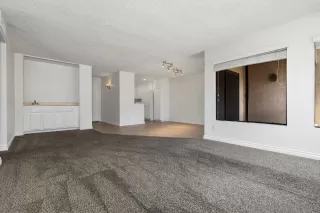 Photo #2: 260020573 Listing