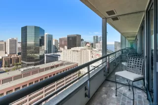 Photo #6: 260020600 Listing