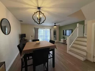 Photo #2: 260020692 Listing