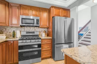 Photo #1: 260020715 Listing