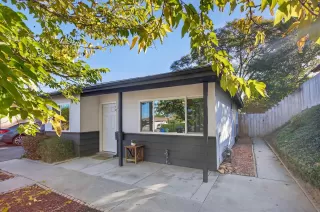 Photo #1: 2600222 Listing